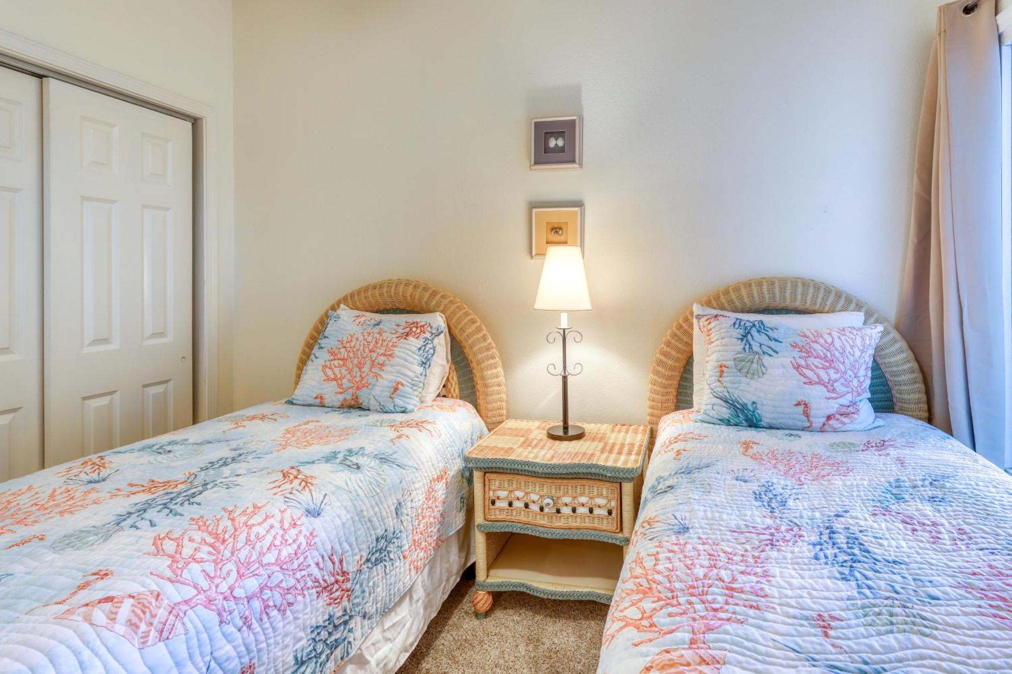 Tidewater Condominiums 오렌지 비치 객실 사진